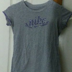 Gray and purple detailed Nike shirt